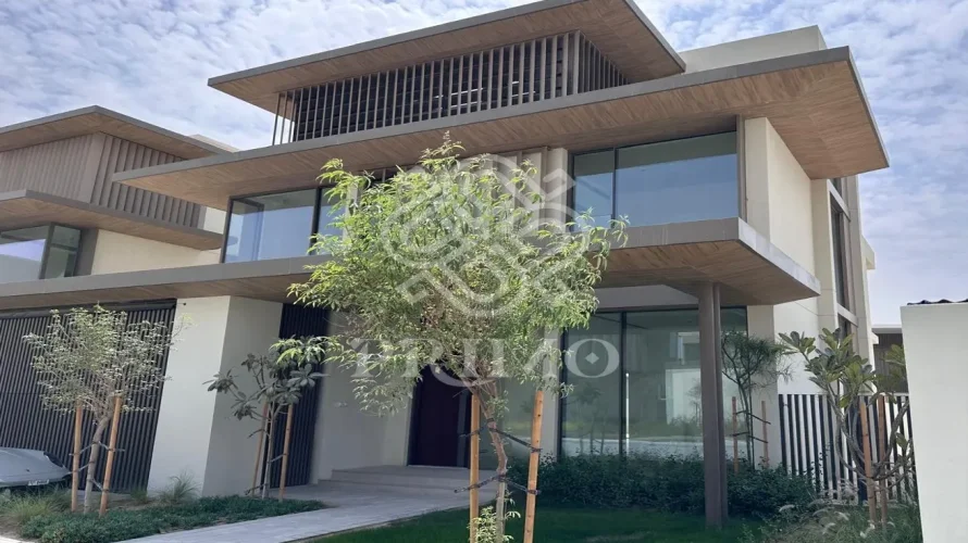 Villa de 4 dormitorios en Dubai, UAE No. 3872