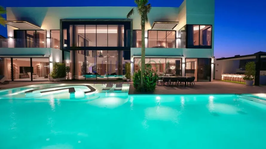 6 bedrooms villa for sale , Palm Jumeirah, Dubai, UAE No. 3594 № 2