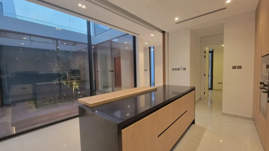 5 bedrooms villa for sale , Al Barari, Dubai, UAE No. 1469