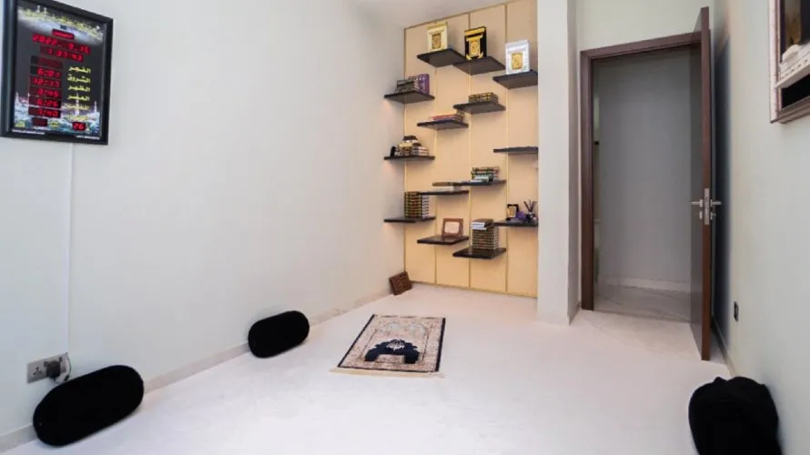 7 bedrooms villa for sale , Emirates Hills, Dubai, UAE No. 1468 № 1