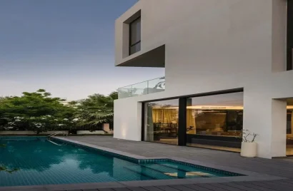6 bedrooms villa for sale , Dubai, UAE No. 3606