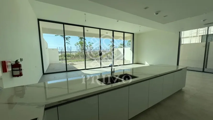 4 bedrooms townhouse for sale, Jumeirah Village Circle, Dubai, UAE No. 3902 № 1